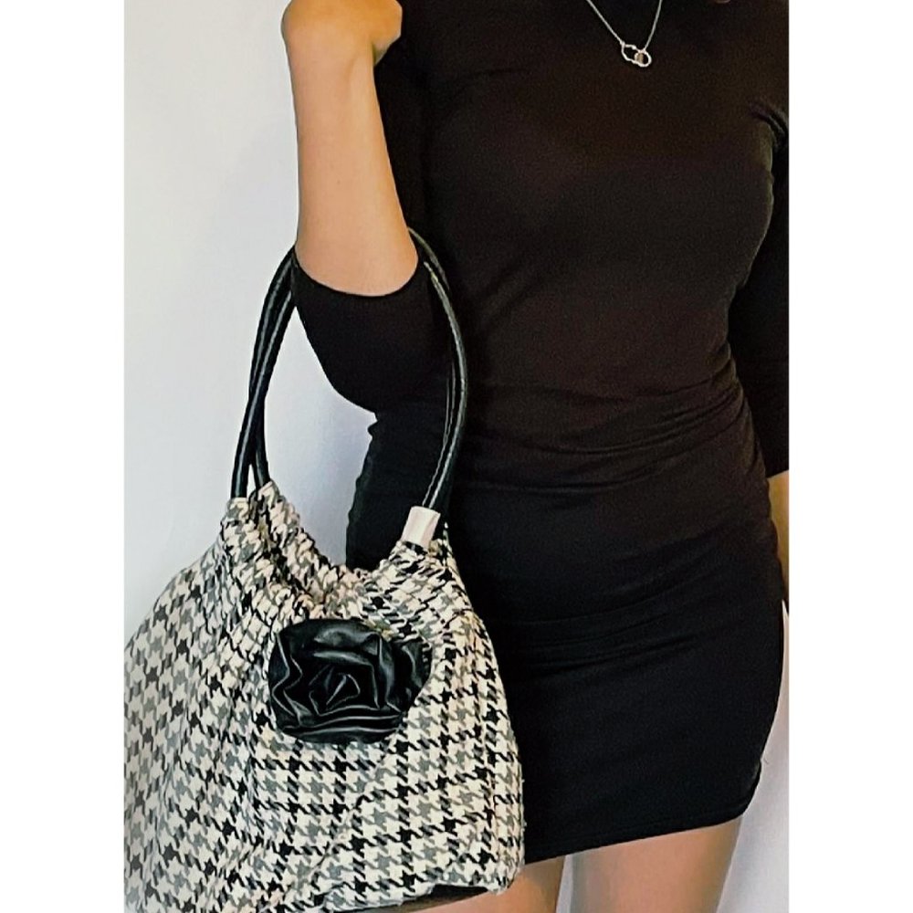 {{SOLD ON EBAY}} Purse with rose